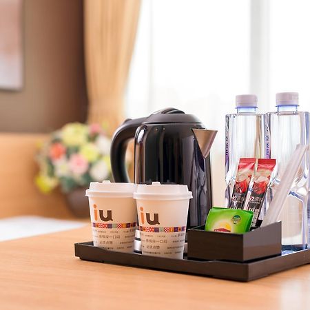 Iu Hotel Shenyang Railway Station Sk Transfer Center Esterno foto