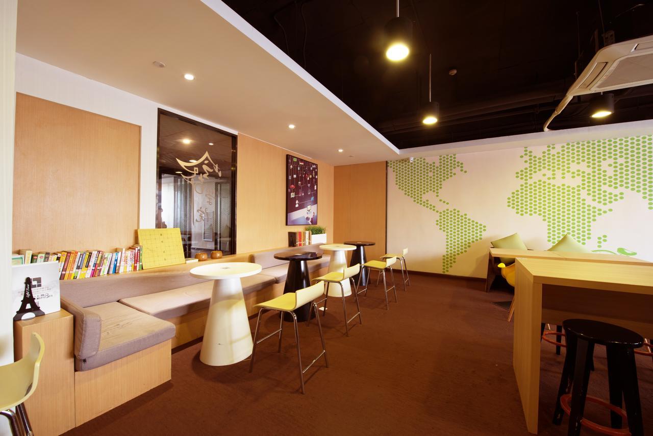 Iu Hotel Shenyang Railway Station Sk Transfer Center Esterno foto